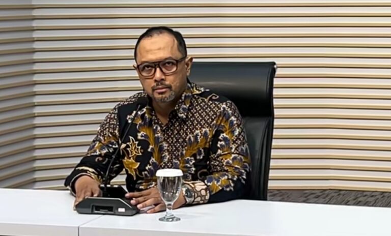 Kpk Geledah Rumah Ahmad Ali Sita Dokumen Uang Hingga Jam Update